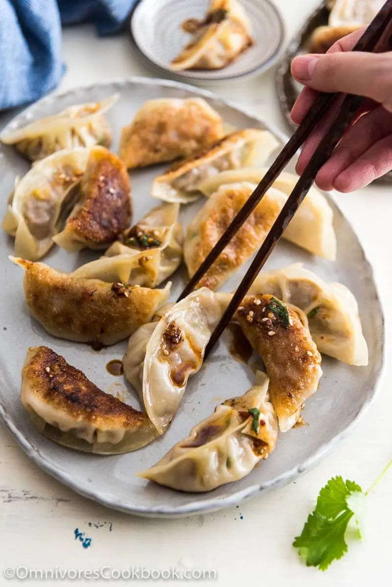 empanadillas de carne - Cómo hacer relleno de bola de masa con carne molida