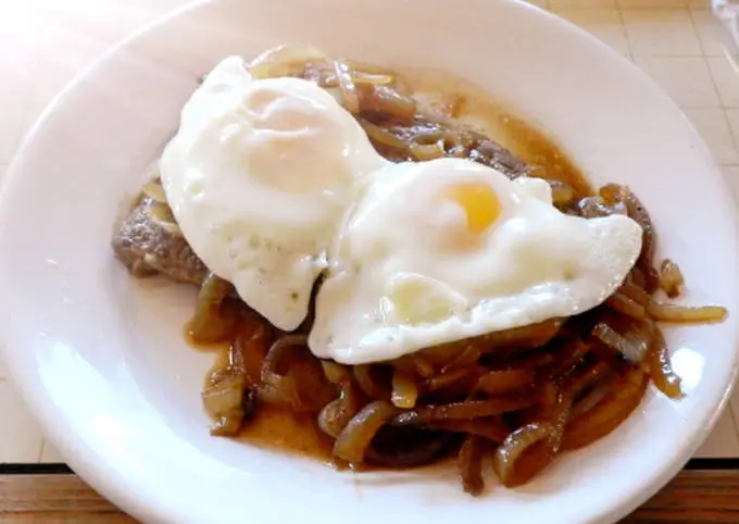 bife de carne con cebolla - Cómo se dice bife en Perú