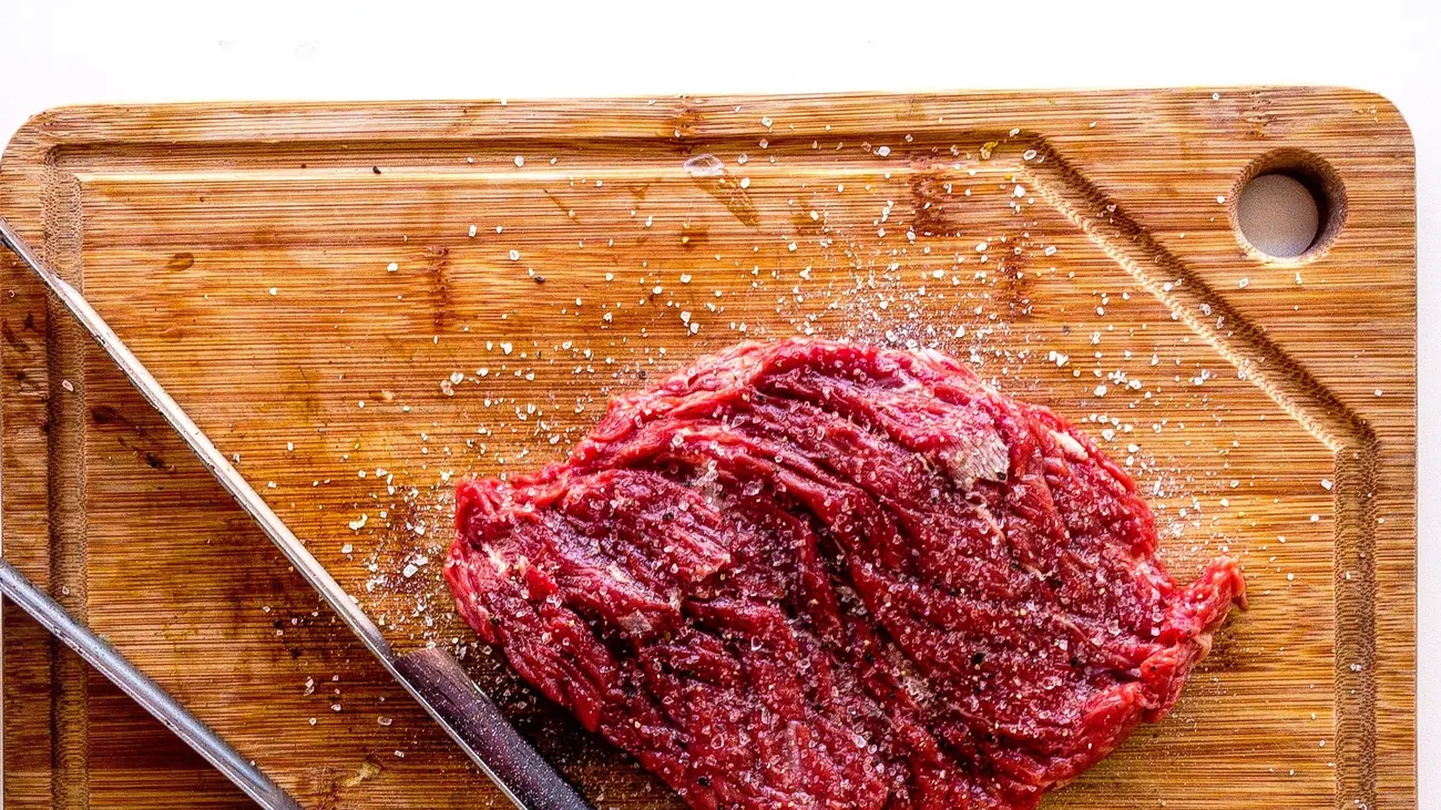 Cuándo echar sal a la carne: ¿Cuál es el momento adecuado? - Cuándo se le echa la sal cuando echar sal a la carne - Cuándo se le echa la sal
