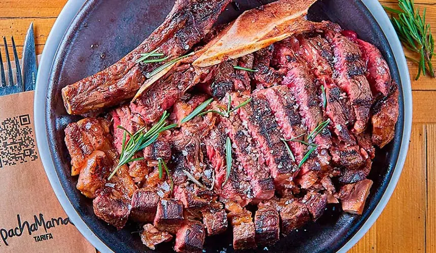 Cuándo se echa la sal a la carne - Cuándo se le echa la sal a un chuletón de ternera cuando se echa la sal a la carne - Cuándo se le echa la sal a un chuletón de ternera
