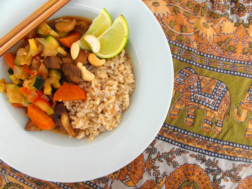arroz con carne y salsa de soja - Cuántas calorías tiene el arroz con salsa de soja
