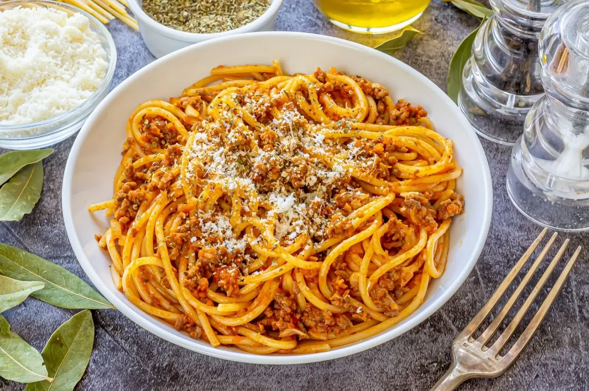 como preparar macarrones con carne picada - Cuánto pesa un plato de macarrones con carne