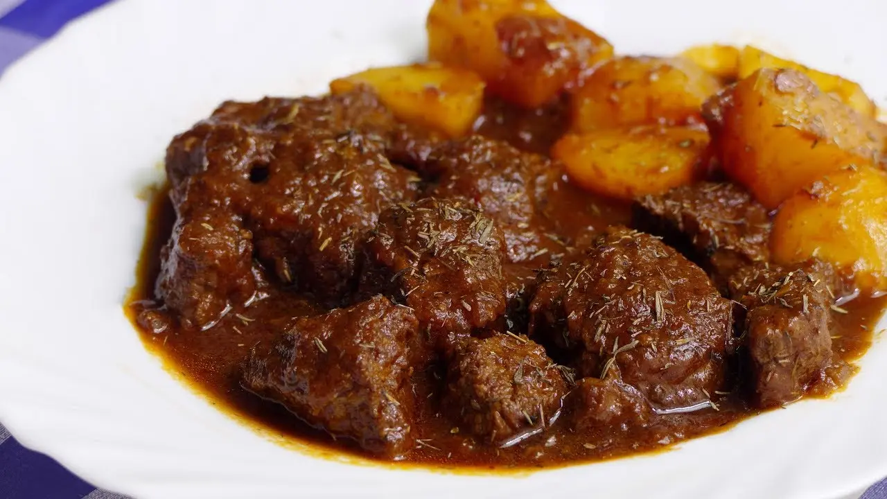 carne en salsa en olla rapida - Deberías escurrir la carne antes de agregar la salsa