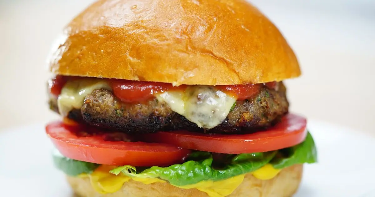 Cómo hacer hamburguesas caseras de carne picada sin pan rallado - Es necesario el pan rallado para las hamburguesas como hacer hamburguesas caseras de carne picada sin pan rallado - Es necesario el pan rallado para las hamburguesas