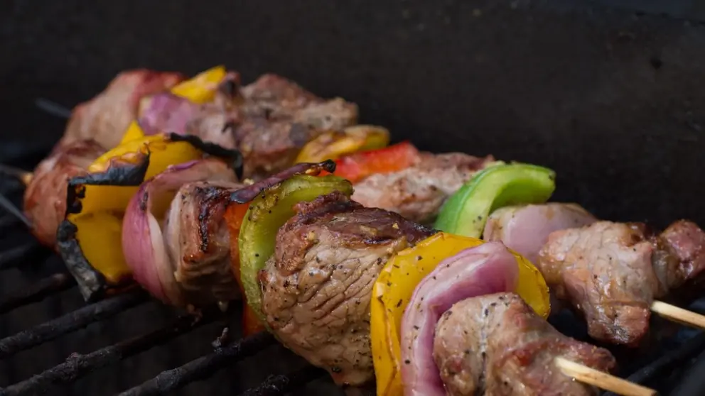 carne para hacer brochetas - Qué es el palito de brocheta