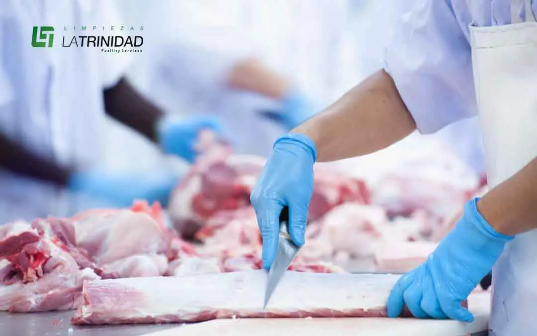 quien limpia y desinfecta la carniceria - Qué es limpieza y desinfección en manipulación de alimentos