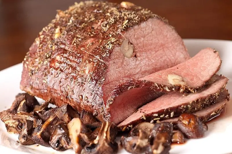 Roast Beef: ¿Qué carne es y de qué parte de la vaca proviene? - Qué musculo es el roast beef roast beef que carne es - Qué musculo es el roast beef