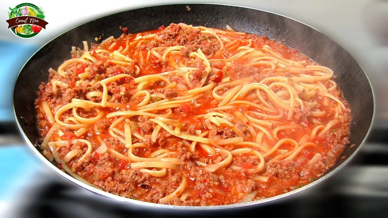 espaguetis con carne molida colombia - Qué nutrientes tiene el espagueti a la boloñesa