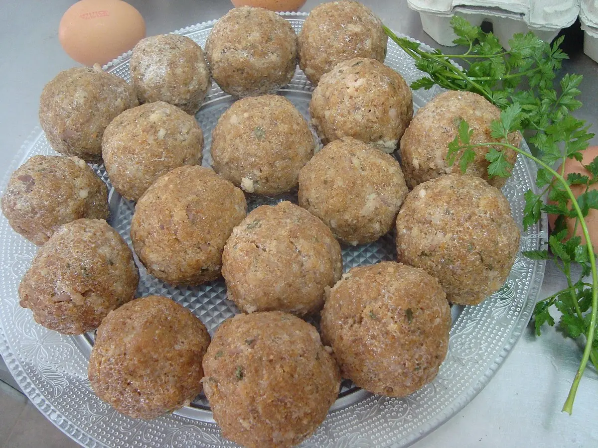 como hacer albondigas con carne picada - Qué país inventó las albóndigas