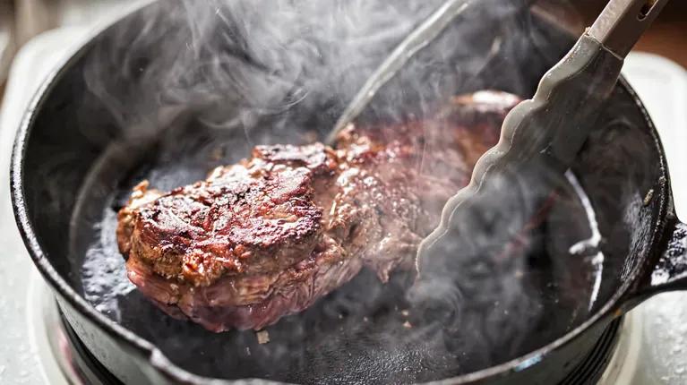 carne congelada a la plancha - Qué pasa si pones carne congelada a la parrilla