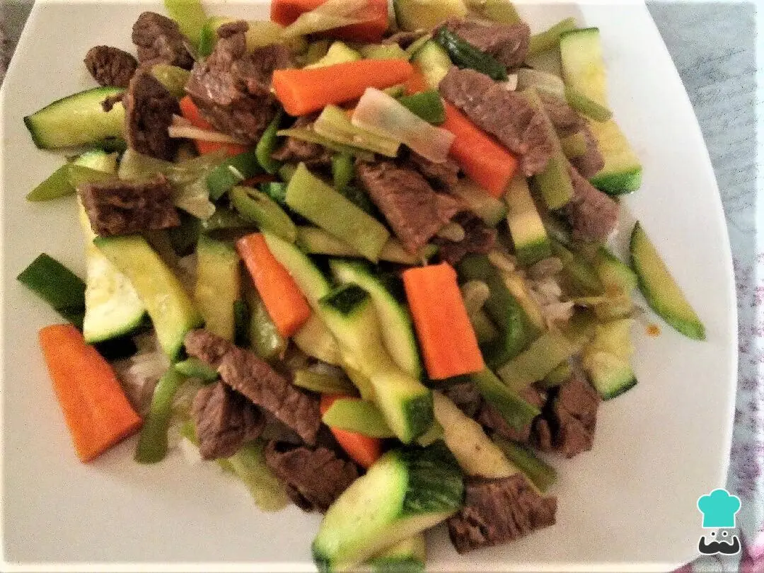 carne picada con verduras salteadas - Qué significa saltear la carne