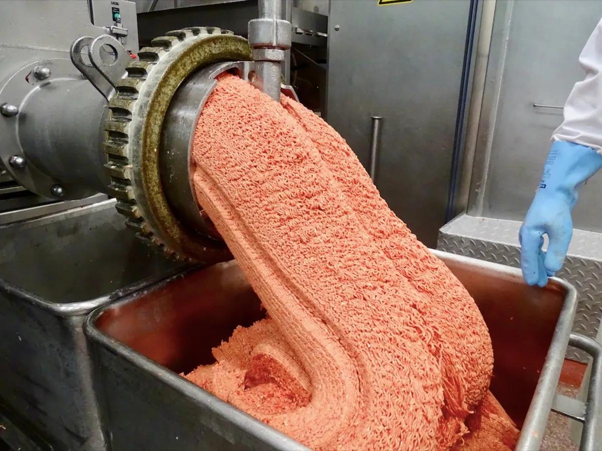 como hacen la carne de mcdonalds - Que tiene la carne de Mcdonalds