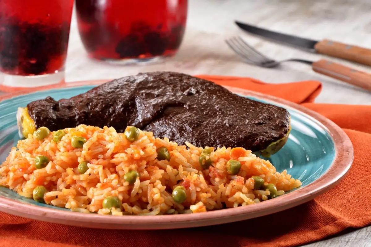 Arroz rojo con carne: una deliciosa combinación llena de sabor - Qué tipo de arroz se usa en la cocina china arroz rojo con carne - Qué tipo de arroz se usa en la cocina china